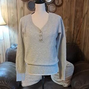 John's Bay Women's Gray V-neck Henley Sweater Size L